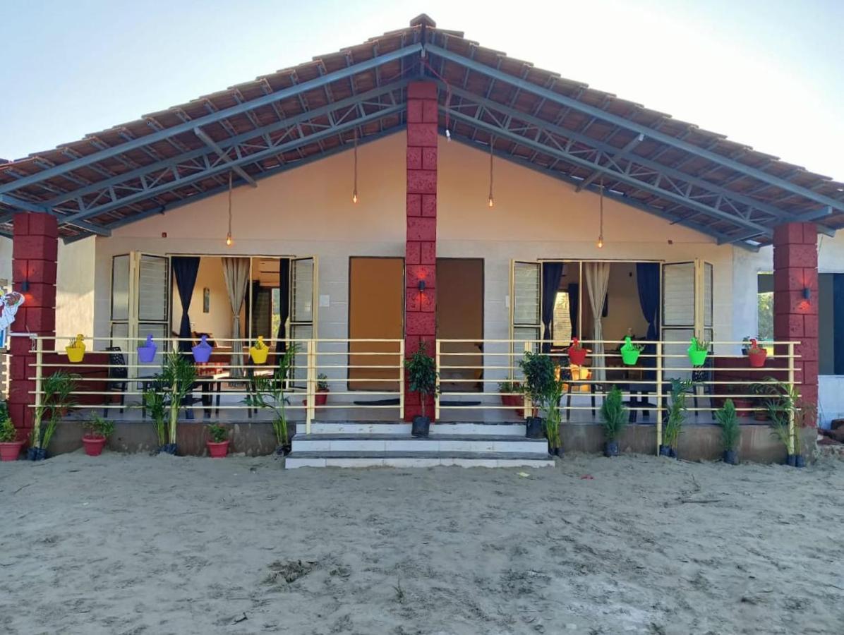 Rehoboth Resort Malvan Bagian luar foto